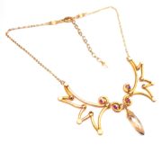 angel-wings-necklace-gold-sunlight-left