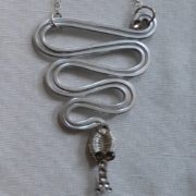 snake-necklace-silver-moonlight-detail