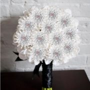 fossilized-daisy-immortal-bouquet-with-faux-hydrangea