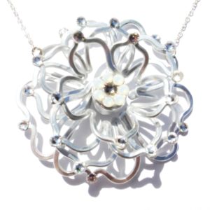 Rose 3D Necklace Silver Moonlight